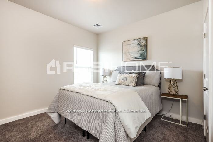 1161A Lakeview Dr #A - Photo 6 of 18