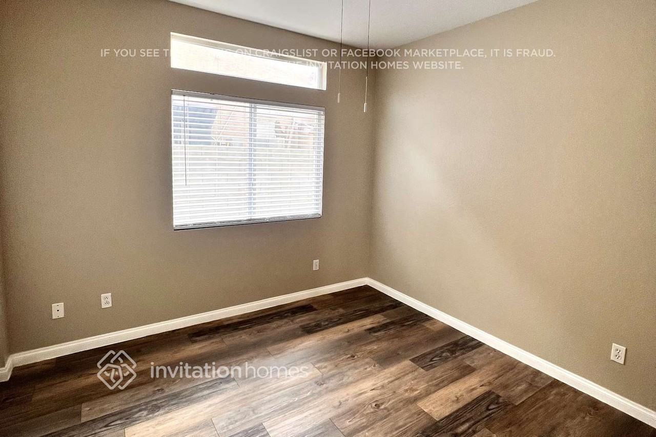 1010 Prestige Meadows Pl - Photo 7 of 15