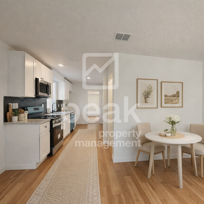 7624 Dahlen St - Photo 4 of 32