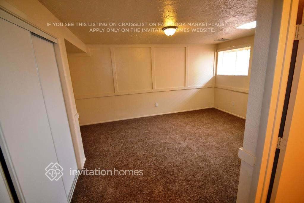 9009 N 56th Ave - Photo 6 of 14