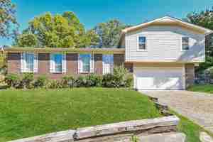 featured image of 1401 Jennifer Dr