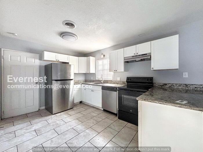 2112 Wolf Rd - Photo 7 of 19