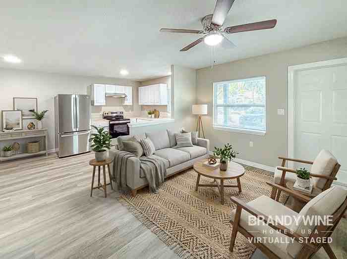 2911 6th Ave S - Photo 2 of 21