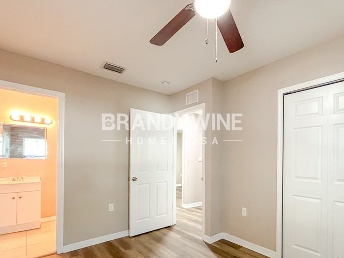 2911 6th Ave S - Photo 6 of 21