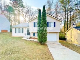 493 Village Square Ct - Photo 1 of 1