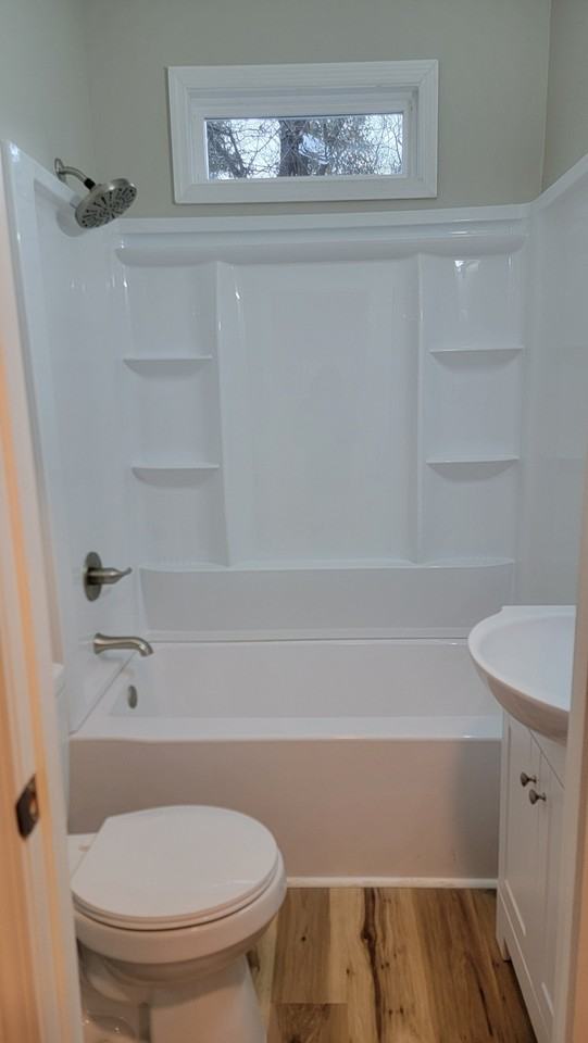 1616 Craven St - Photo 2 of 8