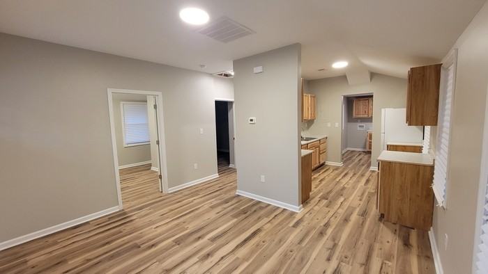 1616 Craven St - Photo 7 of 8