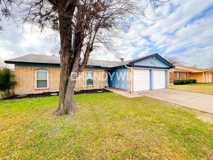 553 Edwards Dr - Photo 1 of 1