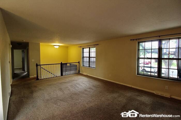 12029 E Louisiana Ave - Photo 3 of 26