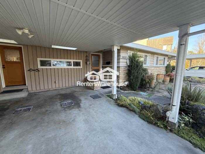 5015 44th Ave Ne - Photo 3 of 36