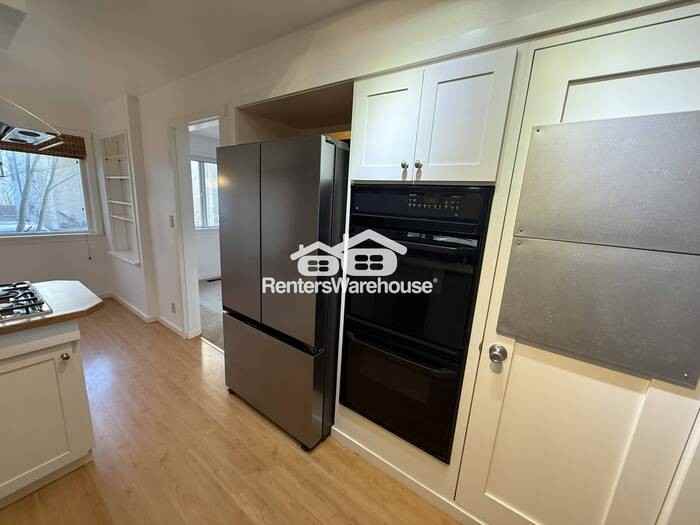 5015 44th Ave Ne - Photo 7 of 36