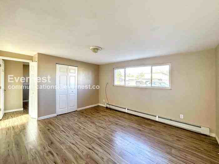 1709 Hampton S #3 - Photo 5 of 14