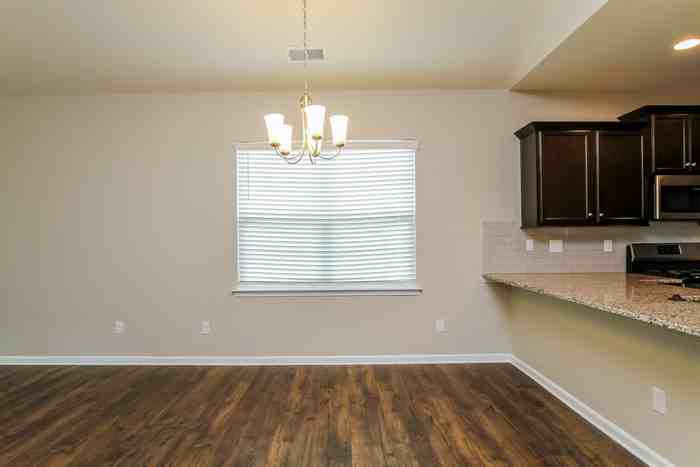 118 Southhampton St - Photo 5 of 16