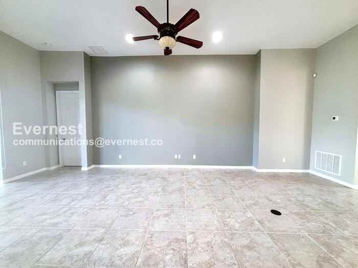 296 Del Sol Ave - Photo 6 of 31