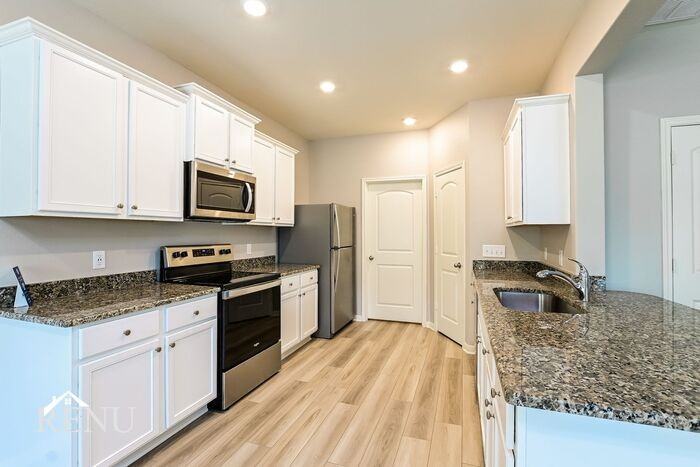 25410 Cypress Bend Dr - Photo 5 of 21