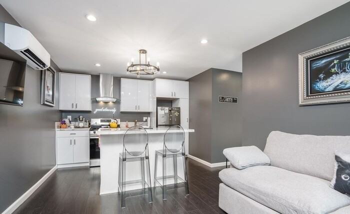 7128 Mammoth Ave - Photo 7 of 27