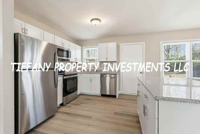 1601 Carfax Dr - Photo 6 of 25