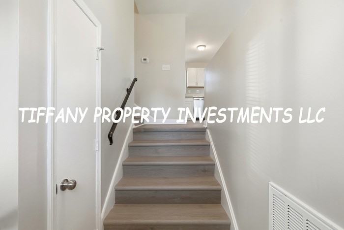 1601 Carfax Dr - Photo 7 of 25