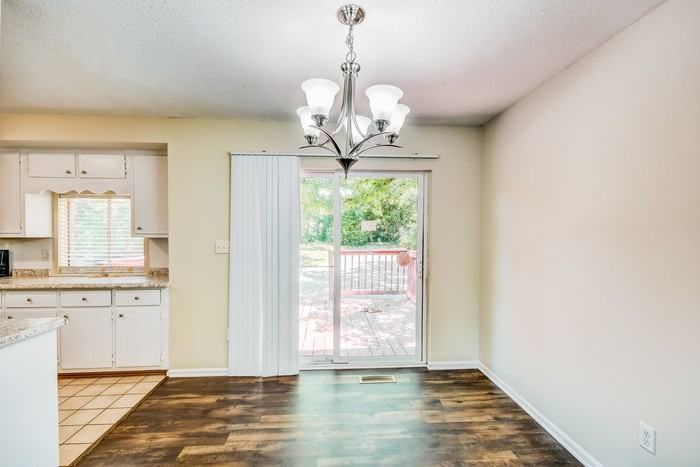 5944 Tyler Loop Rd - Photo 4 of 11