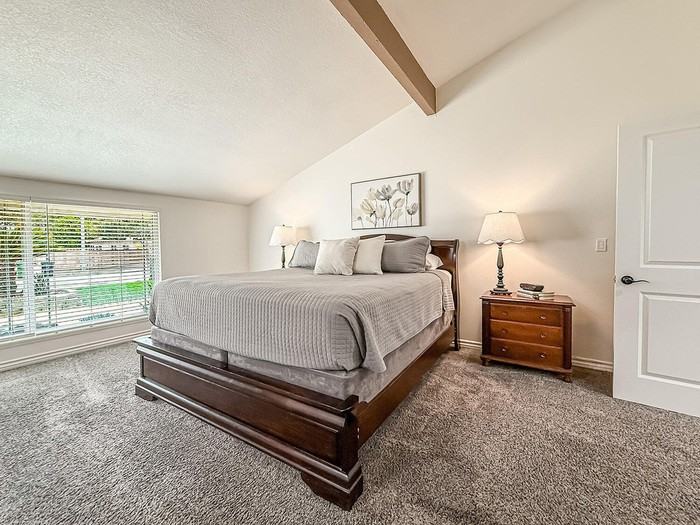 2439 Lita Pl - Photo 3 of 33