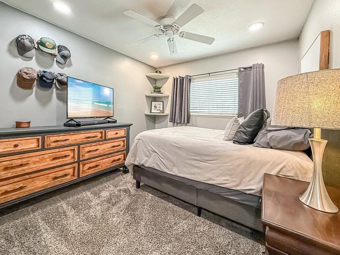 2439 Lita Pl - Photo 6 of 33