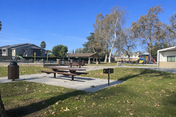 13217 Monte Vista Ave - Photo 7 of 8