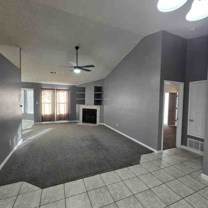 7304 Grange Ave Nw - Photo 4 of 33