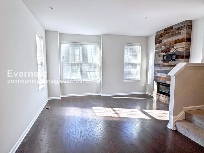 7113 Rowlock Aly - Photo 6 of 18