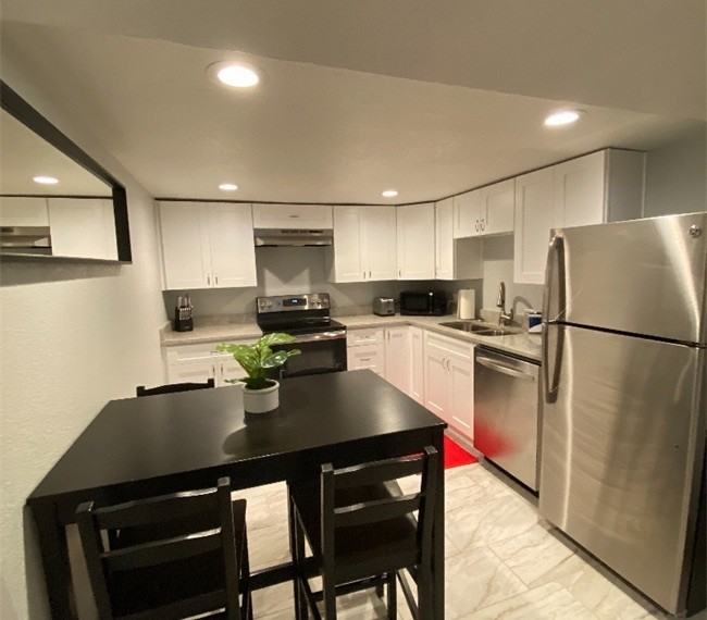 1550 Tabor St #B - Photo 2 of 10