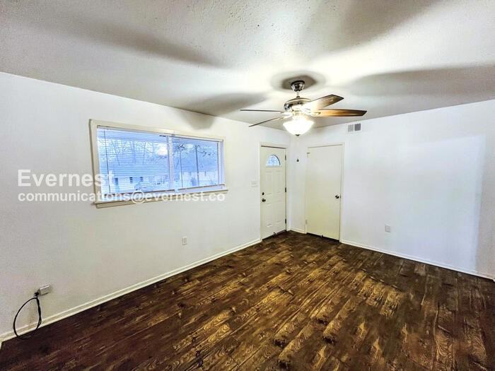 1460 Woody Dr - Photo 7 of 27