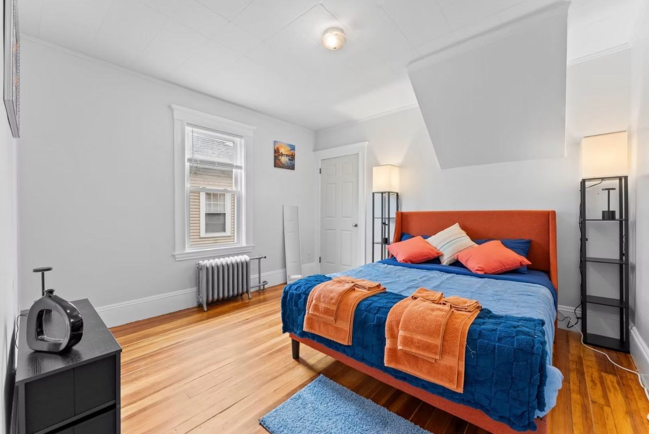 29 Harbor St - Photo 7 of 39