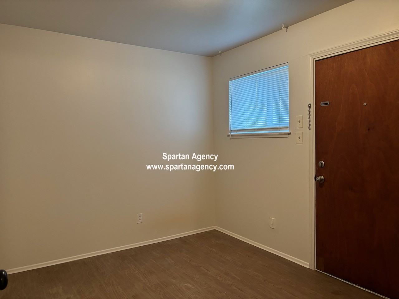 824 Kincaid Ave #6 - Photo 2 of 8