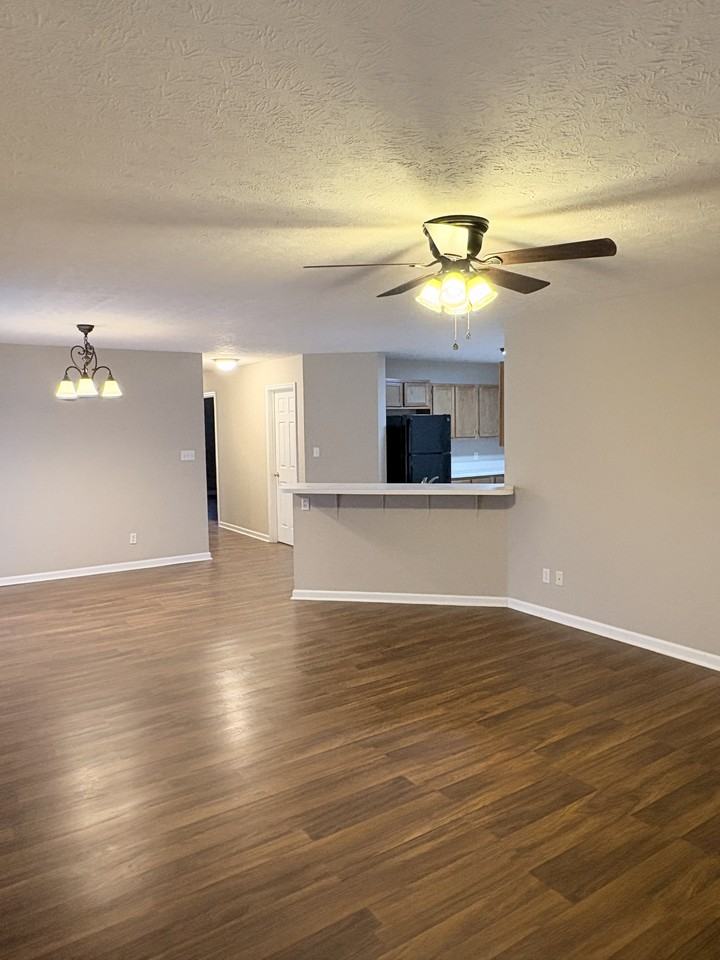 1721 Canton Ave #A - Photo 4 of 20