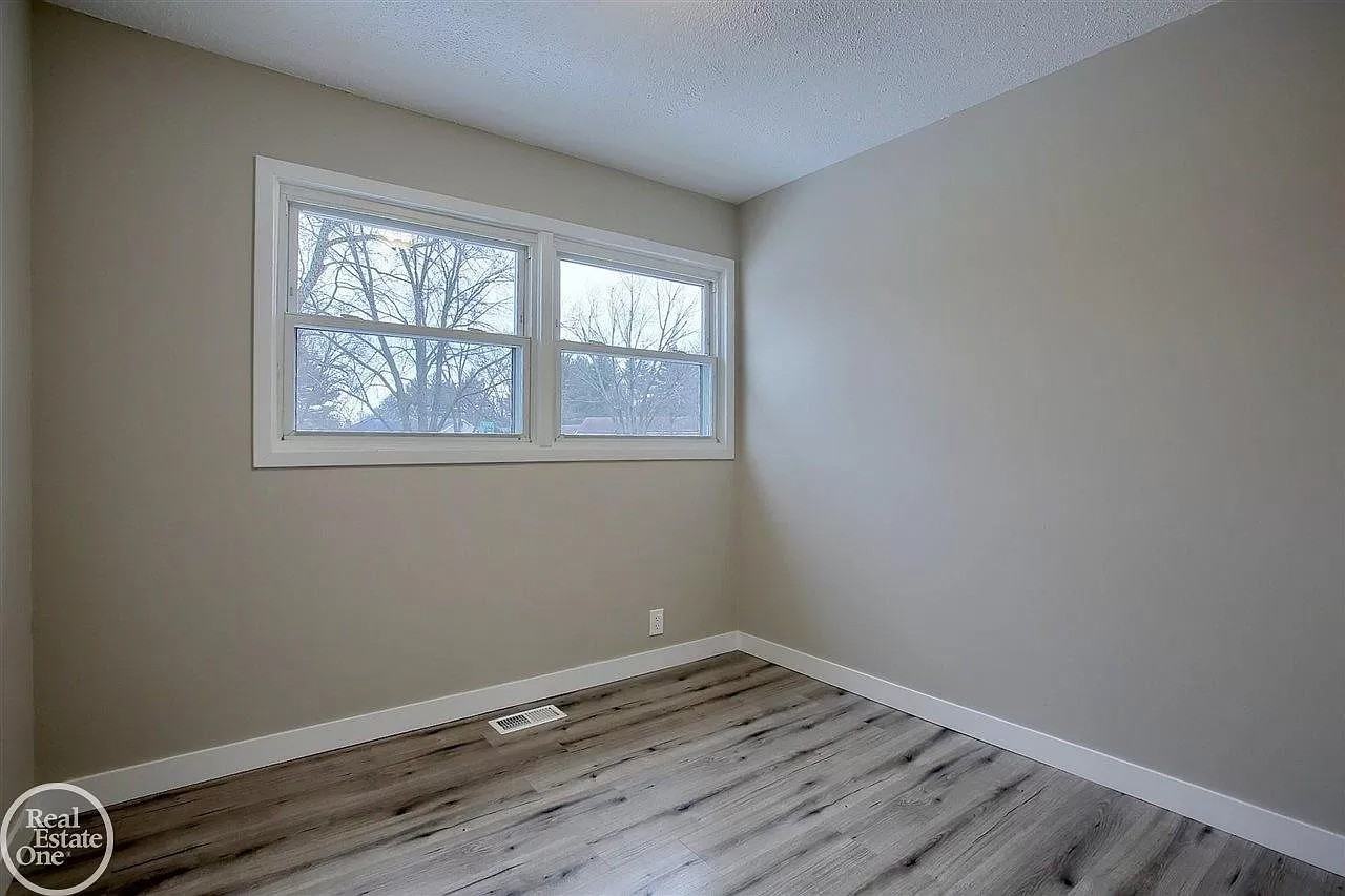 47705 Roland St #NA - Photo 7 of 19