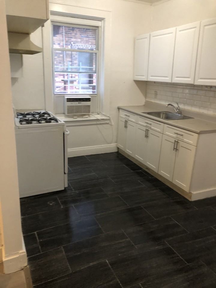 128 S Durand Pl #A8 - Photo 2 of 10