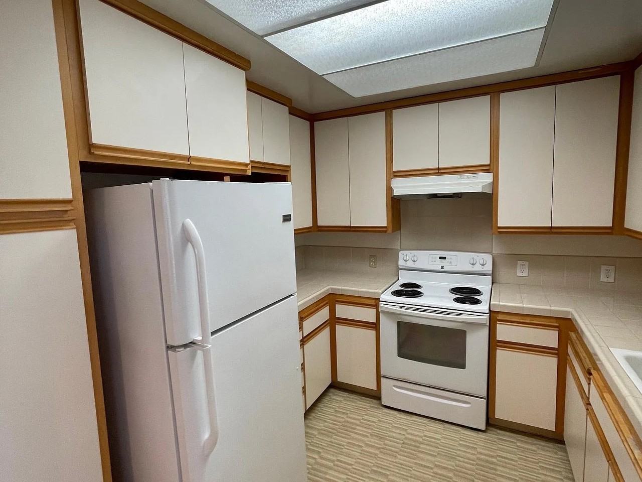 203 E Taylor St #4 - Photo 3 of 13