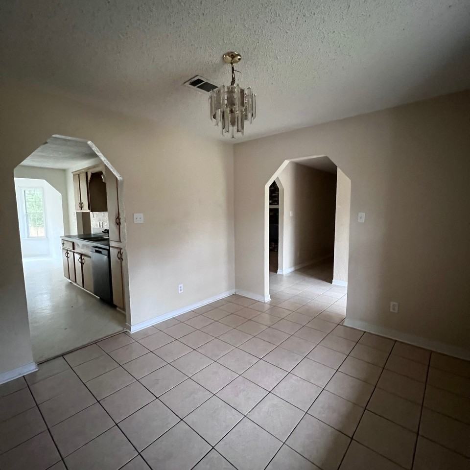 161 Pinehill Mnr #NA - Photo 6 of 29