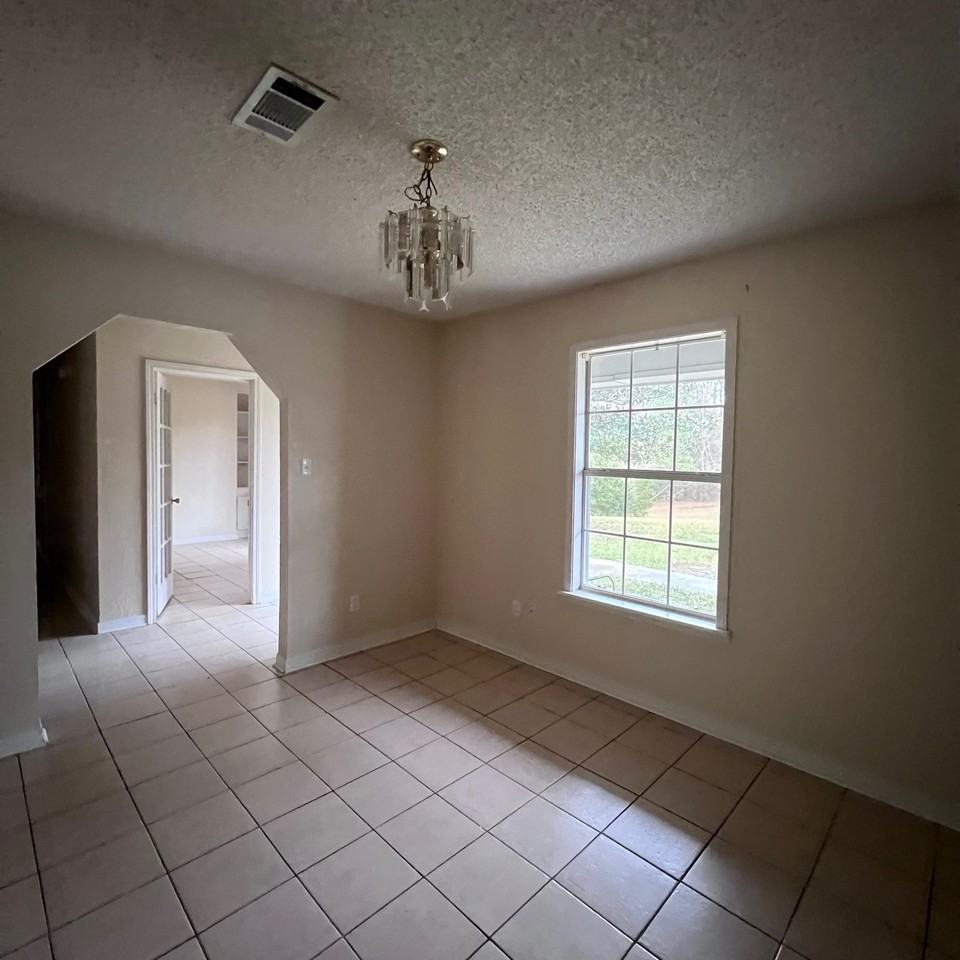 161 Pinehill Mnr #NA - Photo 7 of 29