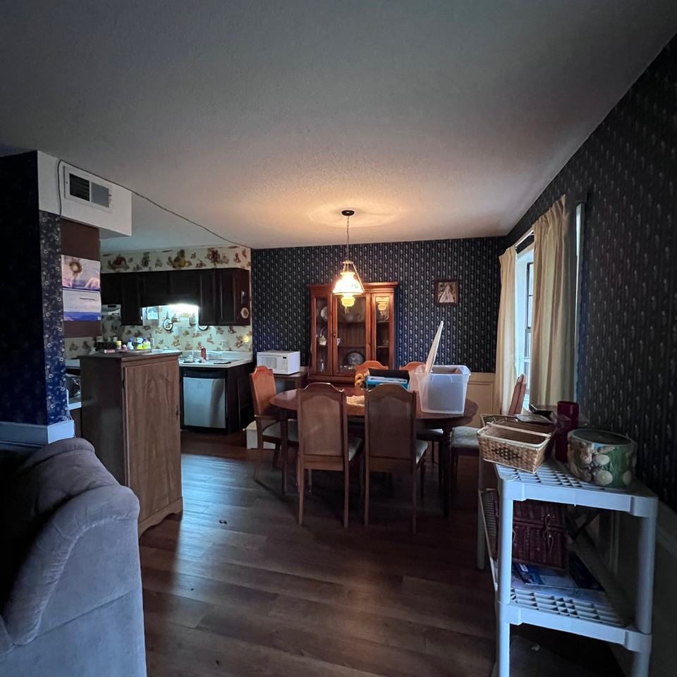 306 Thomas Jefferson Dr #306 - Photo 3 of 9