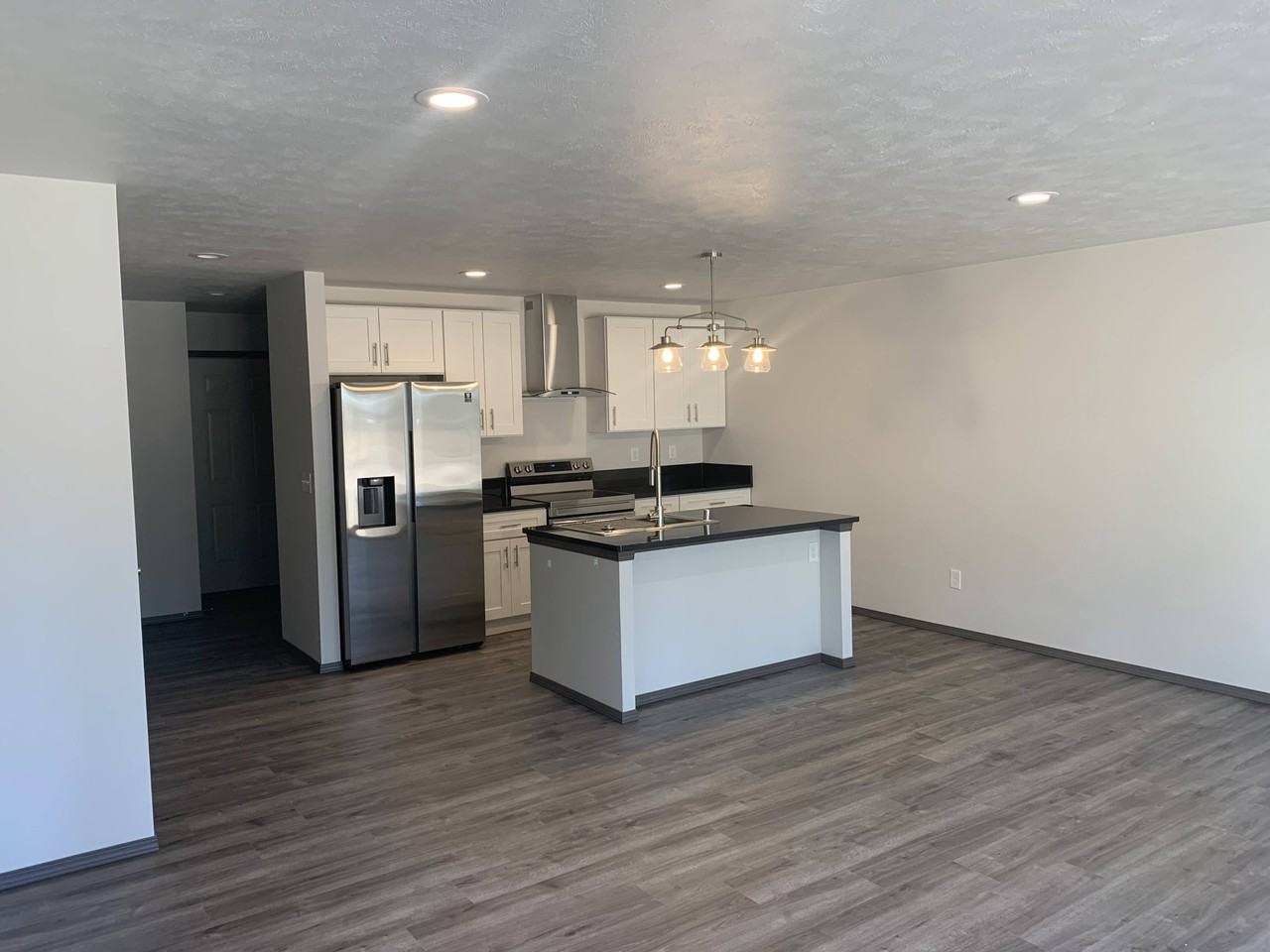 2232 E Winger Rd #NA - Photo 2 of 19