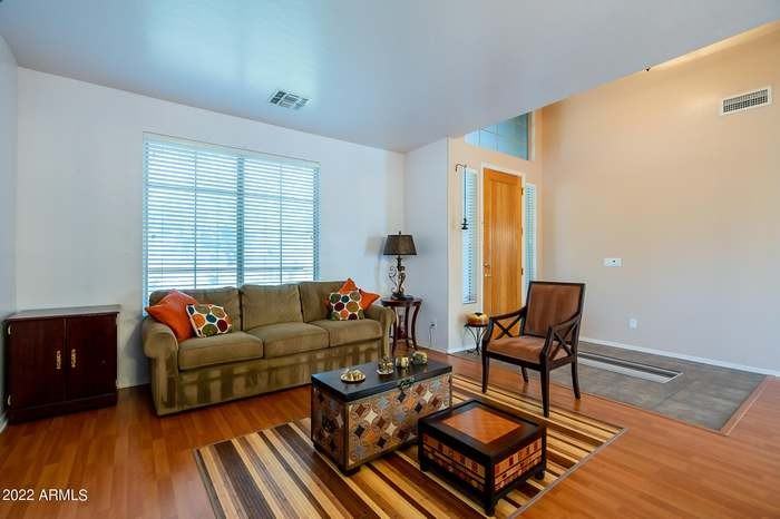 735 W Carob Pl #NA - Photo 5 of 10