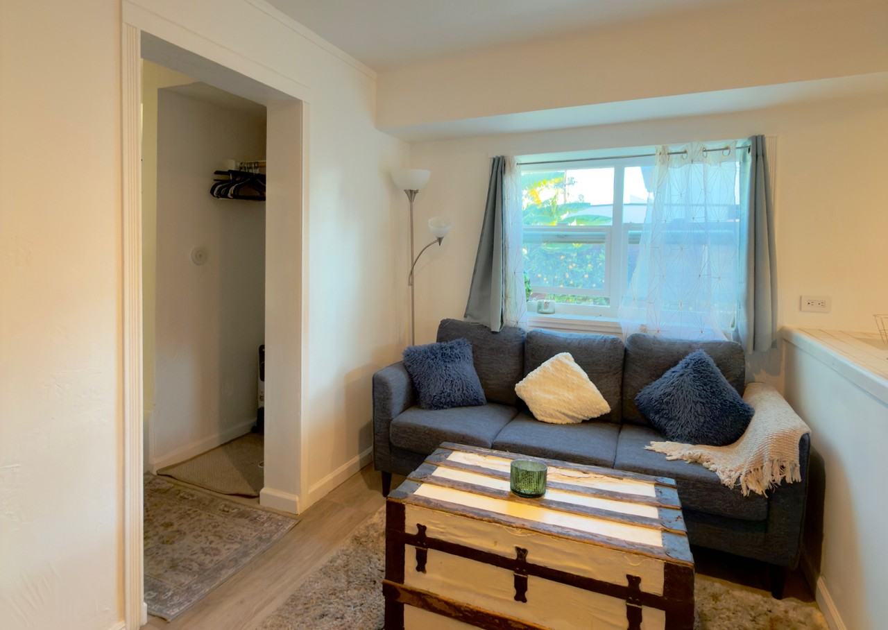 733 Beryl St #1-2 - Photo 6 of 18