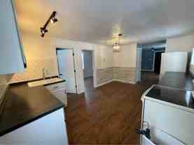 401 W Hughitt St - Photo 1 of 1