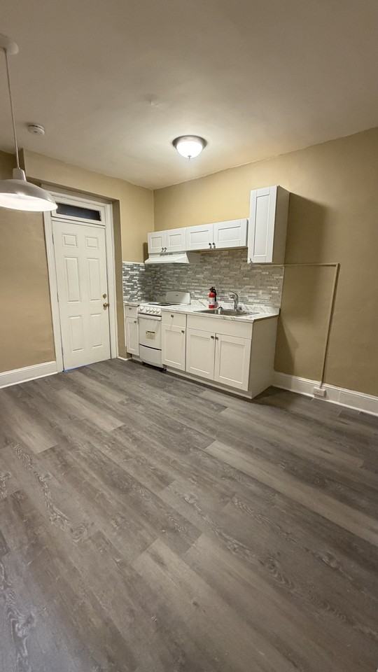 524 Macdade Blvd #2 - Photo 3 of 12