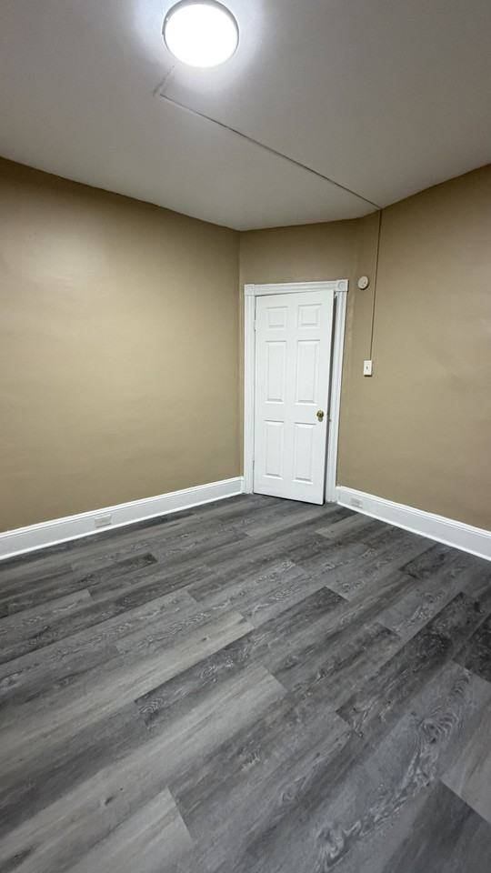 524 Macdade Blvd #2 - Photo 7 of 12