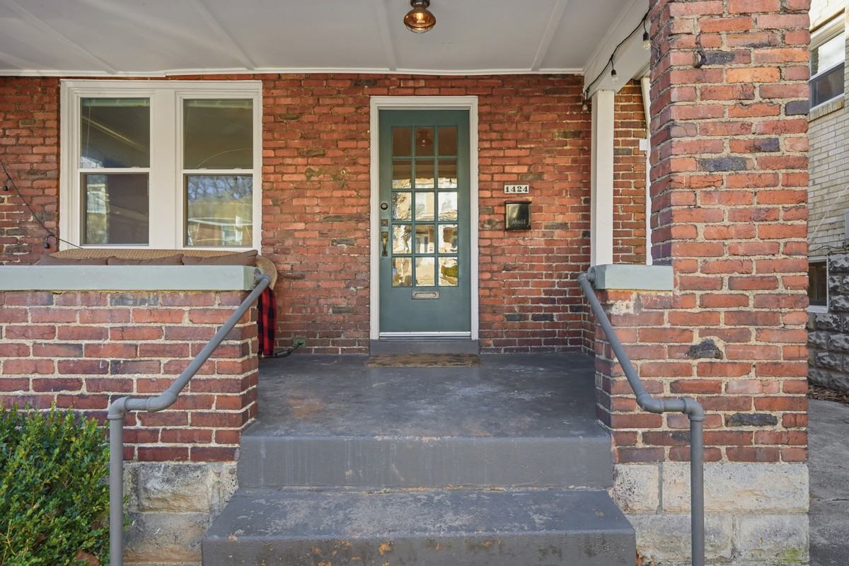 1424 Macon Ave #NA - Photo 3 of 42