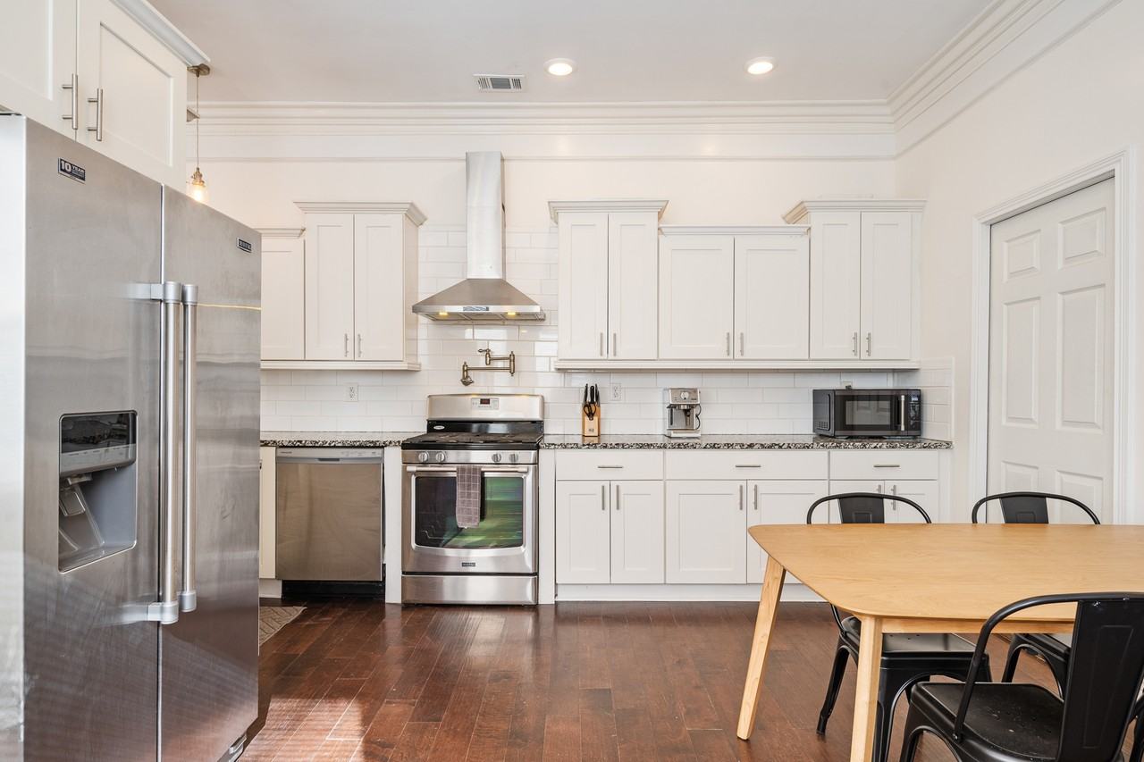 951 Charles St #NA - Photo 2 of 27