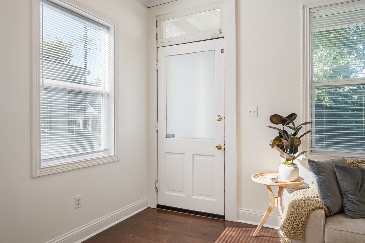 951 Charles St #NA - Photo 6 of 27