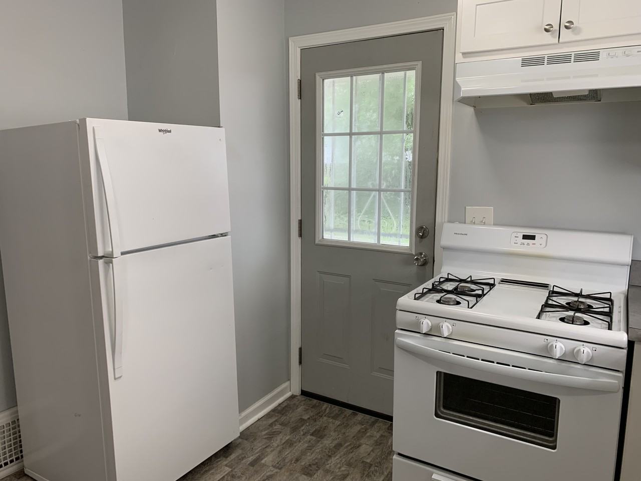 720 Roselawn Ave #NA - Photo 5 of 15