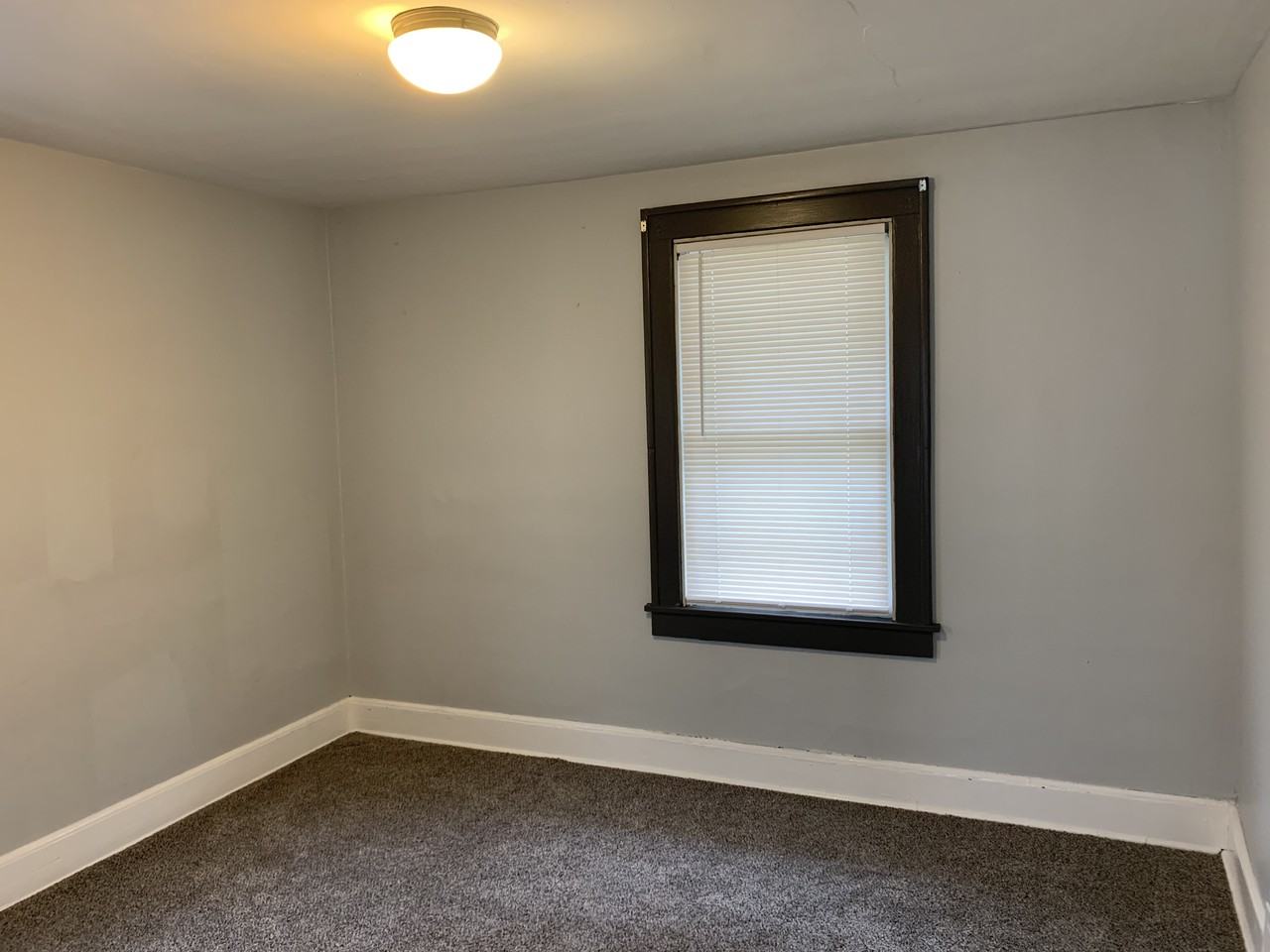 720 Roselawn Ave #NA - Photo 7 of 15